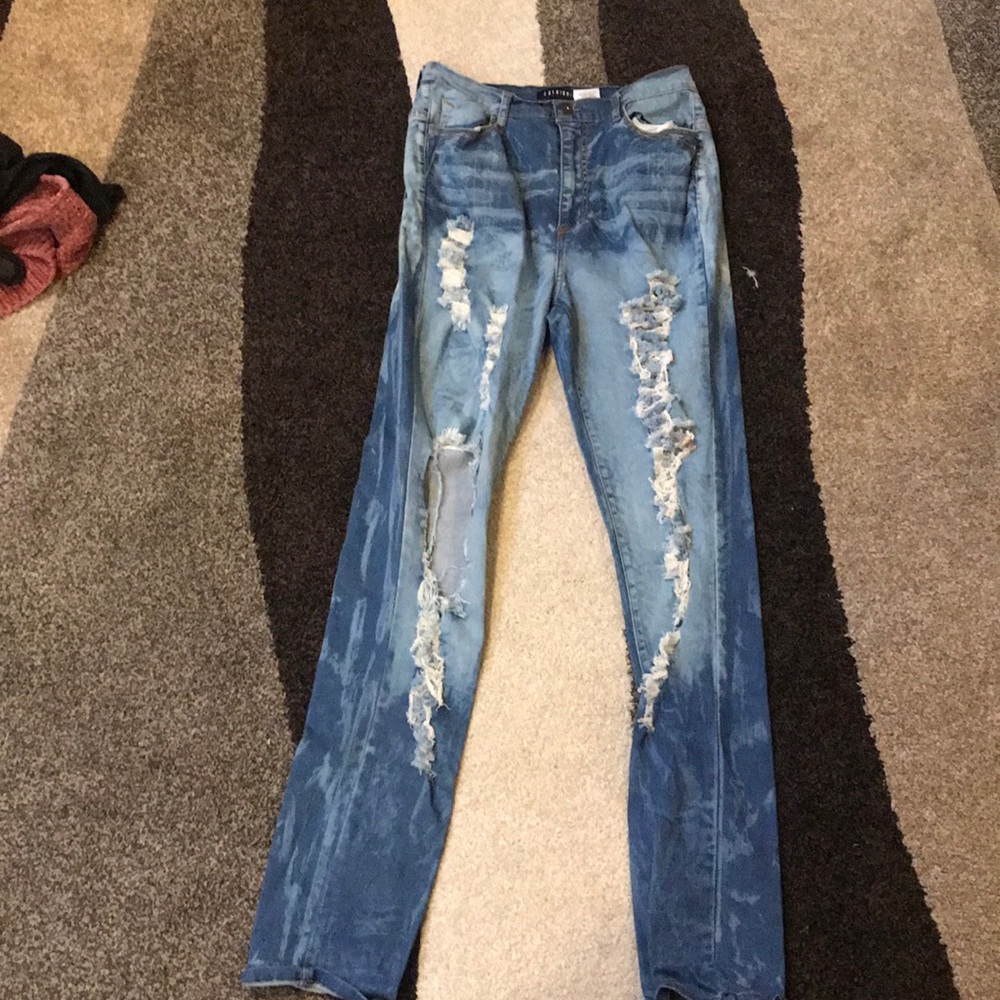 Fashion nova jeans